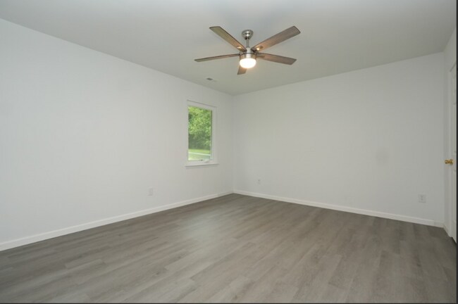 Building Photo - A beautiful house available in Williford