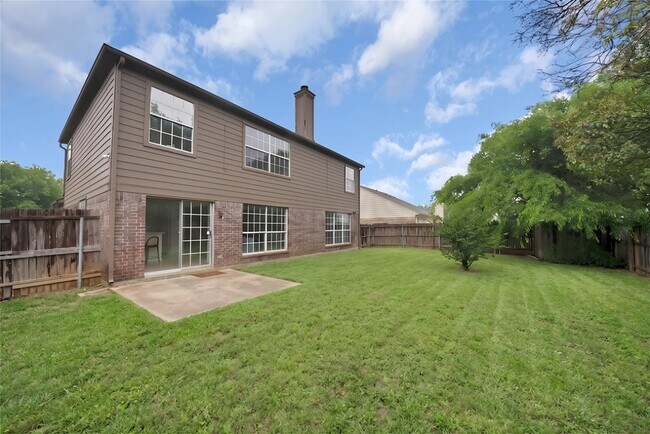 Building Photo - 7548 Meadow Creek Dr