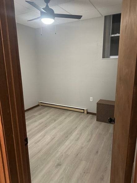 Building Photo - 16 N Hill St