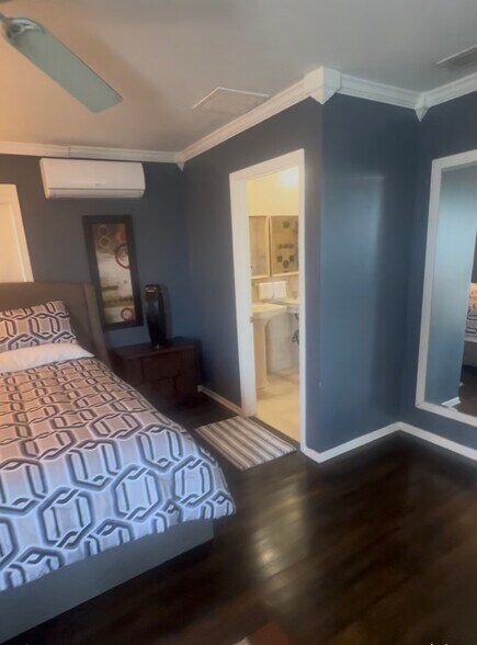 Building Photo - 513 55th Ave