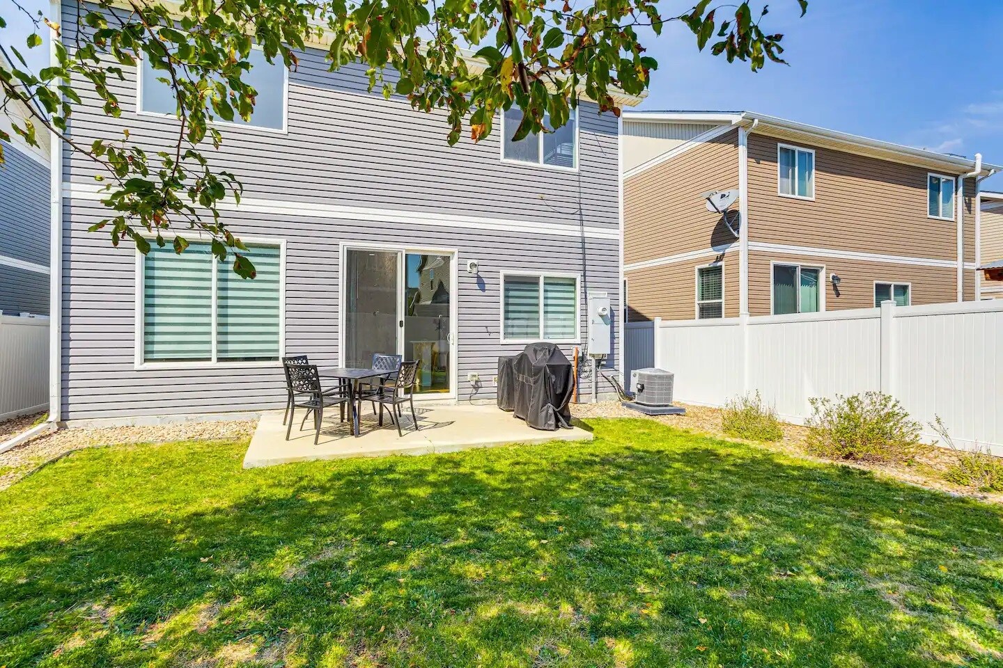 Building Photo - 5546 Lisbon St