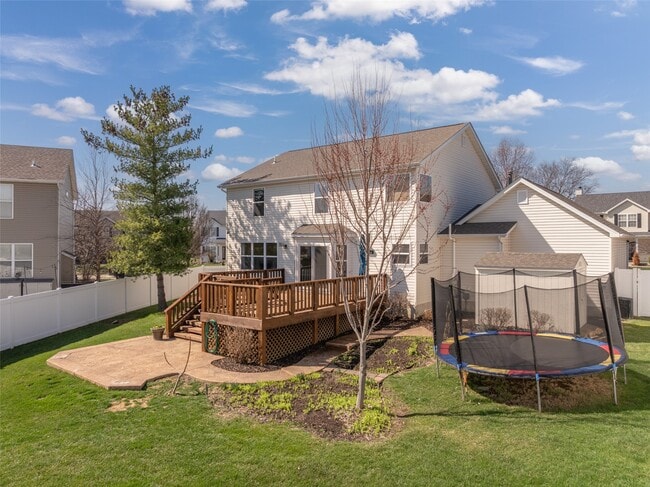 Building Photo - 1061 Dardenne Woods Dr