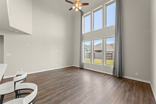 Building Photo - 3438 Acacia Grv Ln