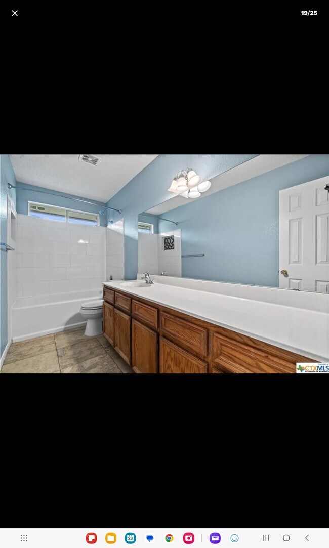 Building Photo - 1312 Elke Cir