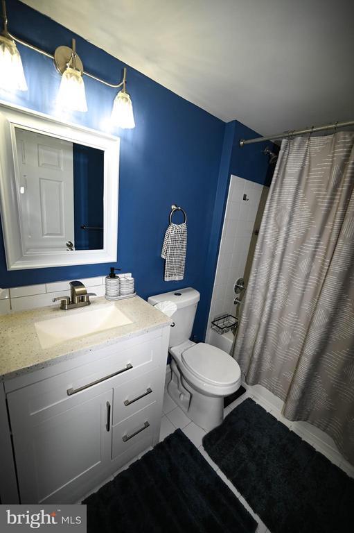 Building Photo - 9310 Paragon Way