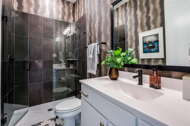 Building Photo - 7501 Hewitt Dr