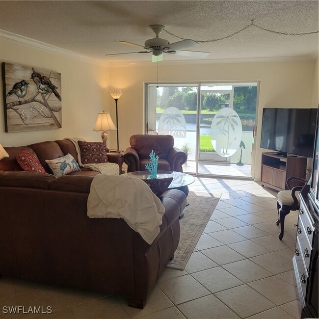 Building Photo - 200 Valley Stream Dr