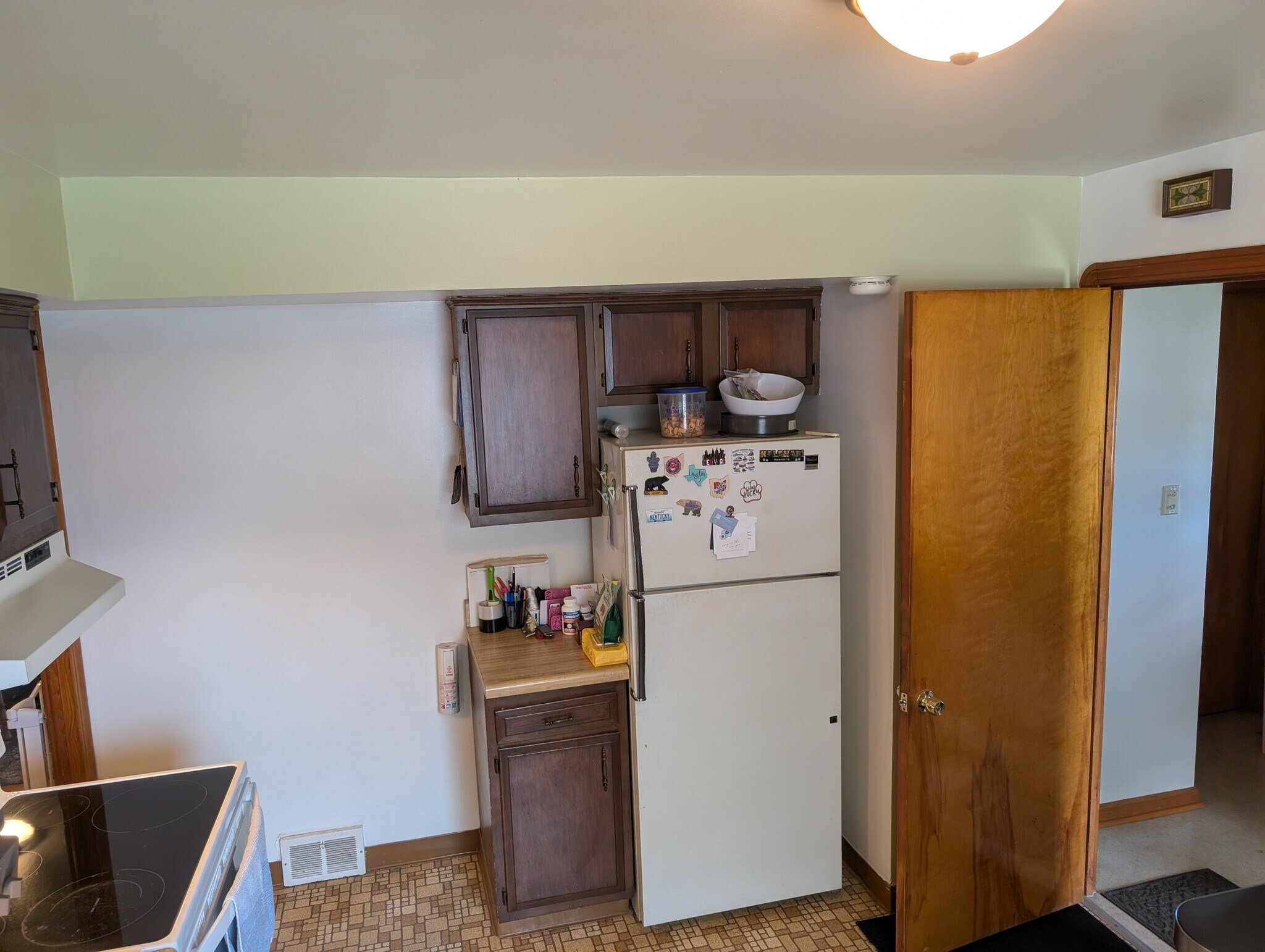 Building Photo - 2403 Brookview Blvd