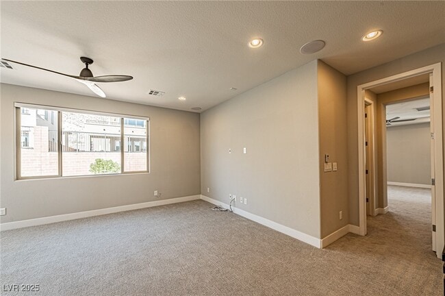 Building Photo - 6465 Farness St