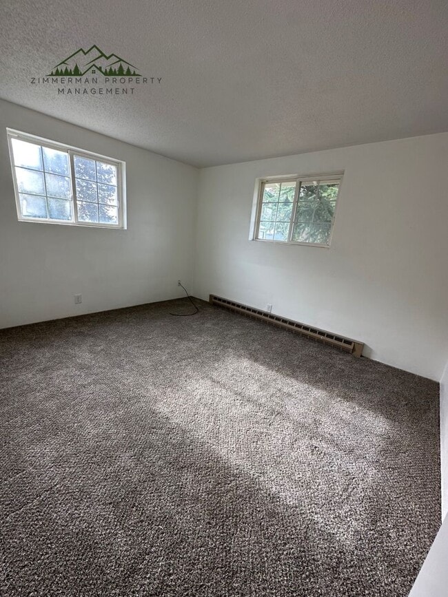 Building Photo - Coburg Beauty!! Renovated 3-bedroom, 2- bathroom