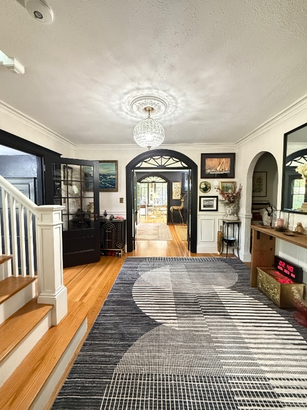 Primary Photo - 206 Crosby St