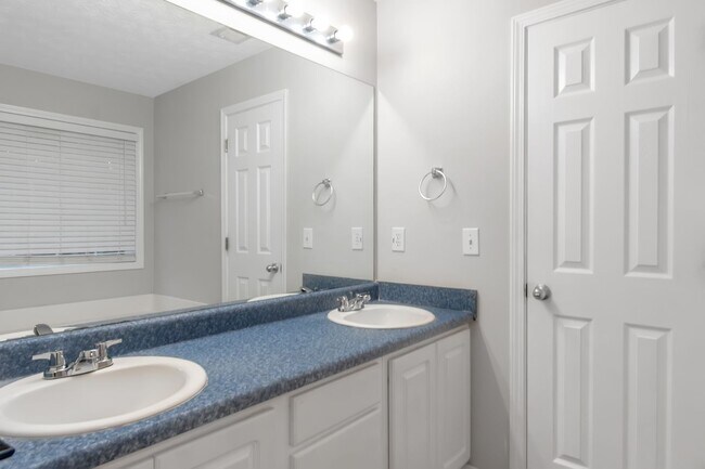 Building Photo - Gorgeous 3br 2bath ranch home in Covington...