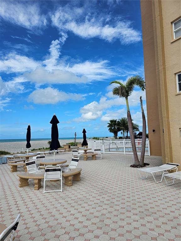 Building Photo - 1255 Tarpon Center Dr