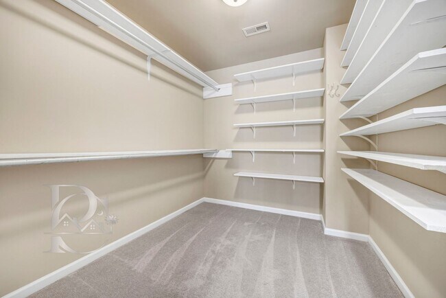 Building Photo - CHARMING HOME IN IRMO'S ASHFORD NEIGHBORHOOD