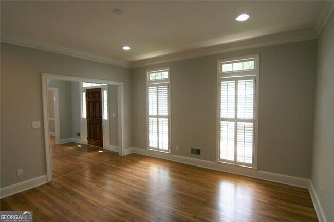 Building Photo - 3505 Sherborne Chase