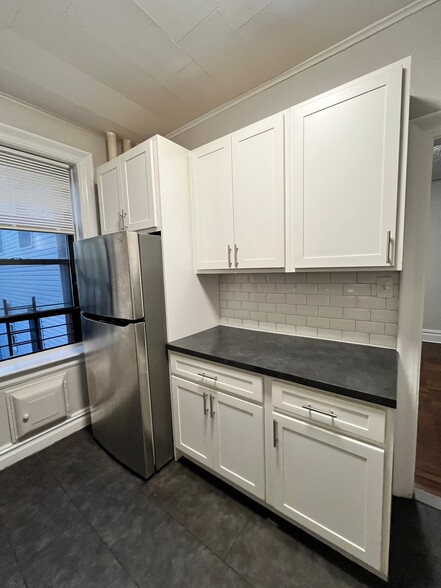93 Fairview Ave B6 - 90 Fairview Ave