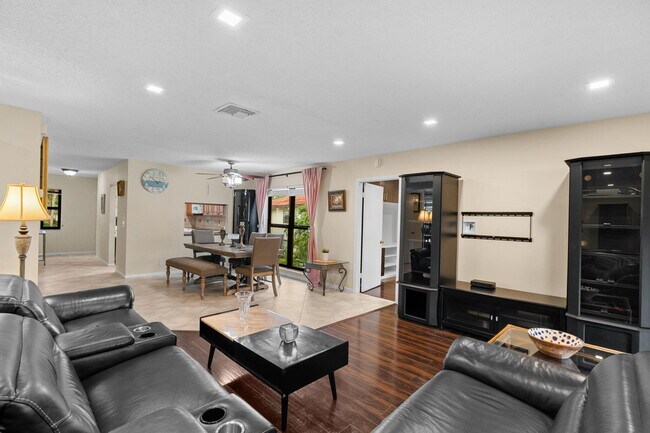 Building Photo - 21669 Tall Palm Cir