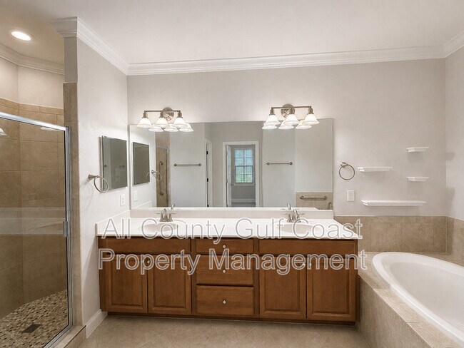 Building Photo - 211 Red Fox Ct