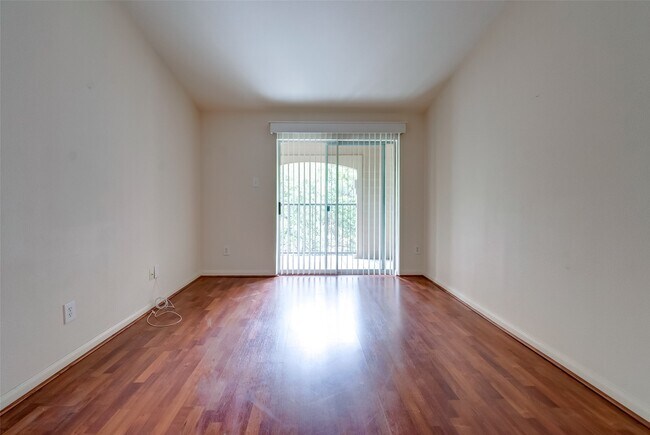 Building Photo - 3231 Allen Pkwy