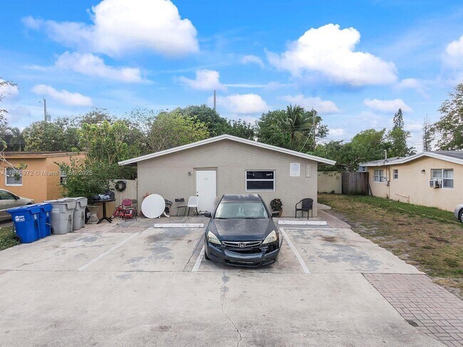 Primary Photo - 2178 NW 3rd St