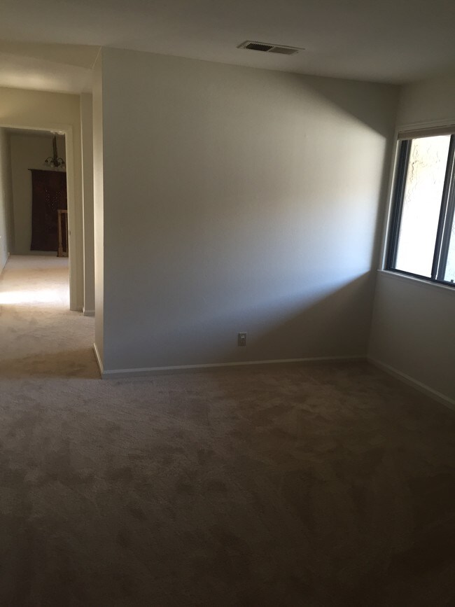 Master Bedroom 2 - 385 S Bernardo Ave