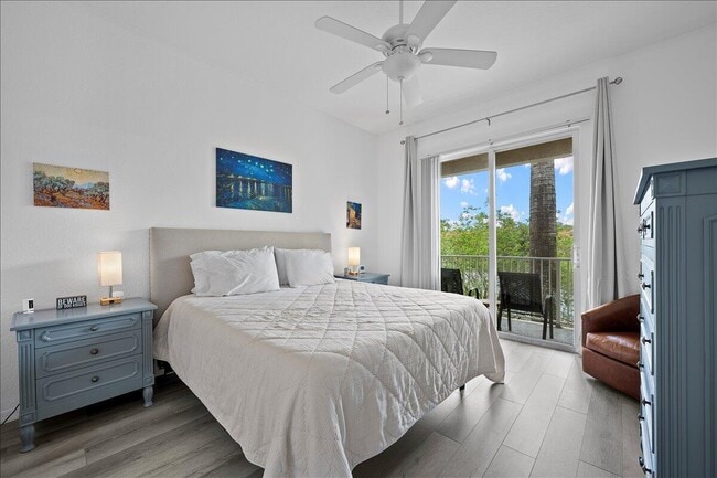 Building Photo - 4986 Bonsai Cir