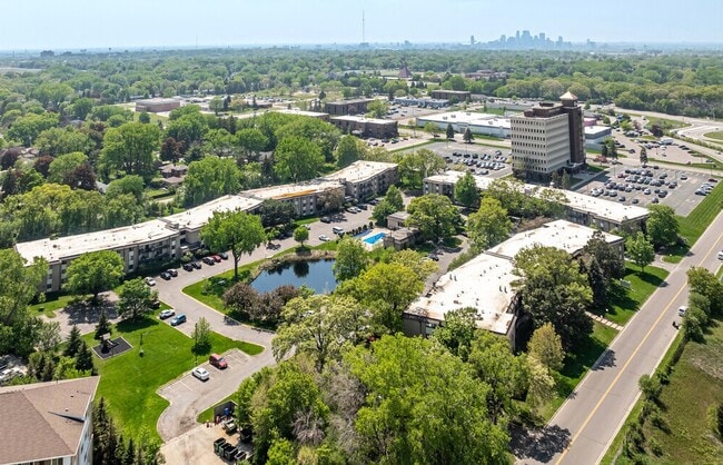 Building Photo - 1690 MN-36