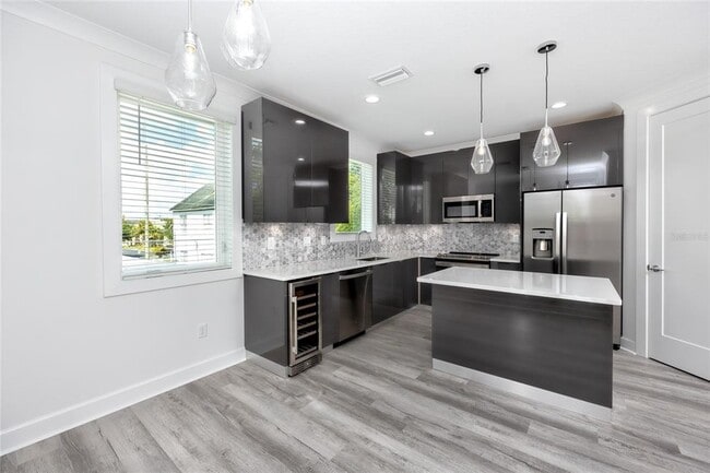 Building Photo - 1520 N Pierce St