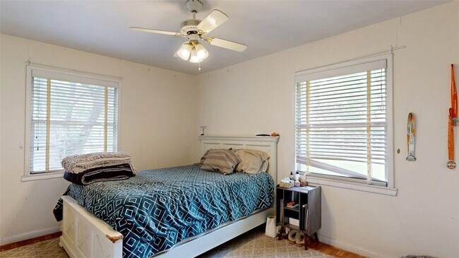 Building Photo - 4304 Aspen St