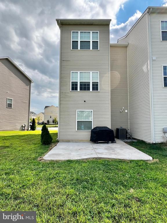 Building Photo - 1106 Wickersham Wy