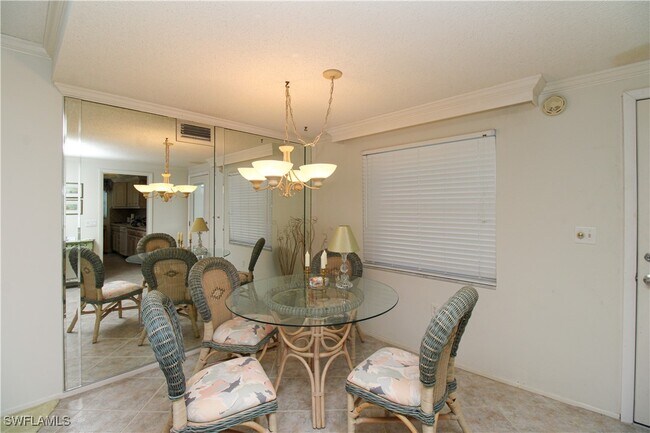 Building Photo - 3400 Gulf Shore Blvd N