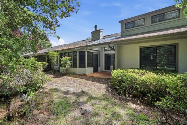 Building Photo - 114 Gleneagles Dr