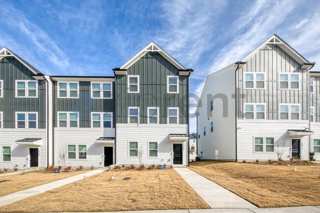 Building Photo - 1467 Hasse Ave