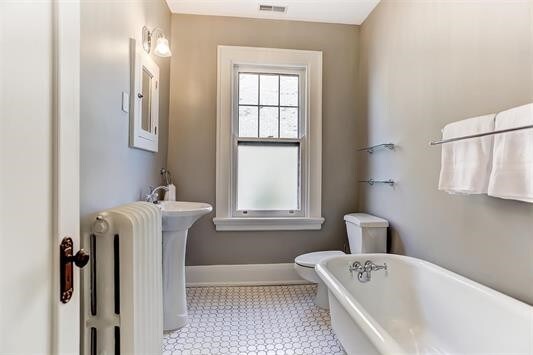 Building Photo - 219 Riverside Dr