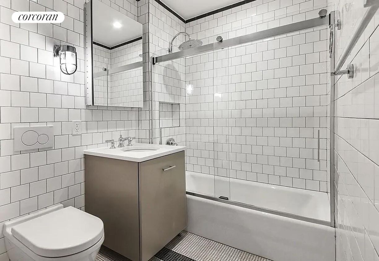 Building Photo - 23 Avenue B