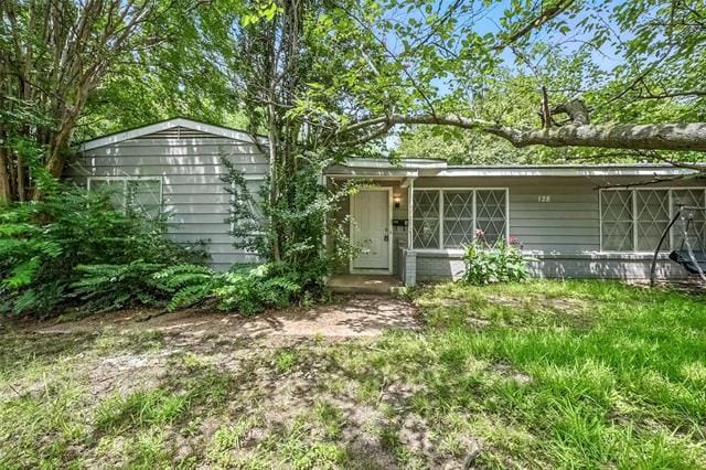 Primary Photo - 128 Vandenburg Dr
