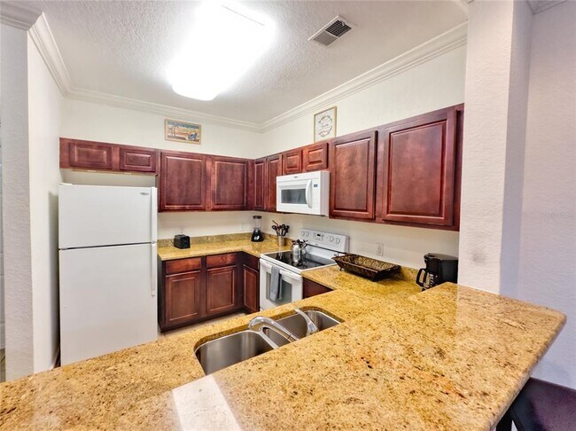 Building Photo - 8010 Tuscany Way