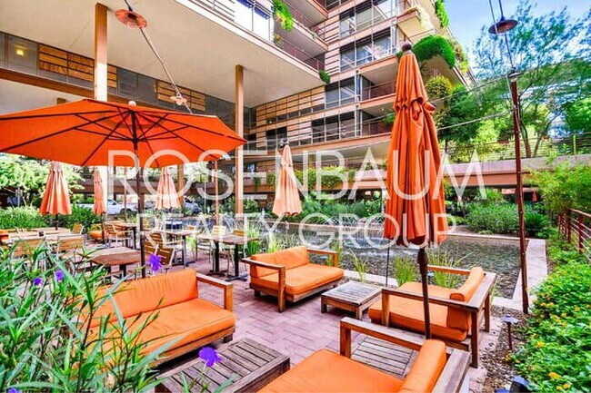 Building Photo - Enchanting fully furnished two-bed Condo a...