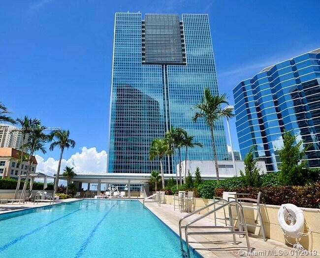 Primary Photo - 1395 Brickell Ave