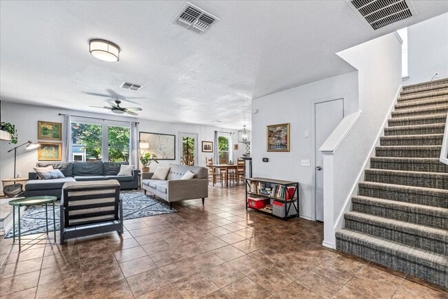 Building Photo - 7417 Elk Pass Dr