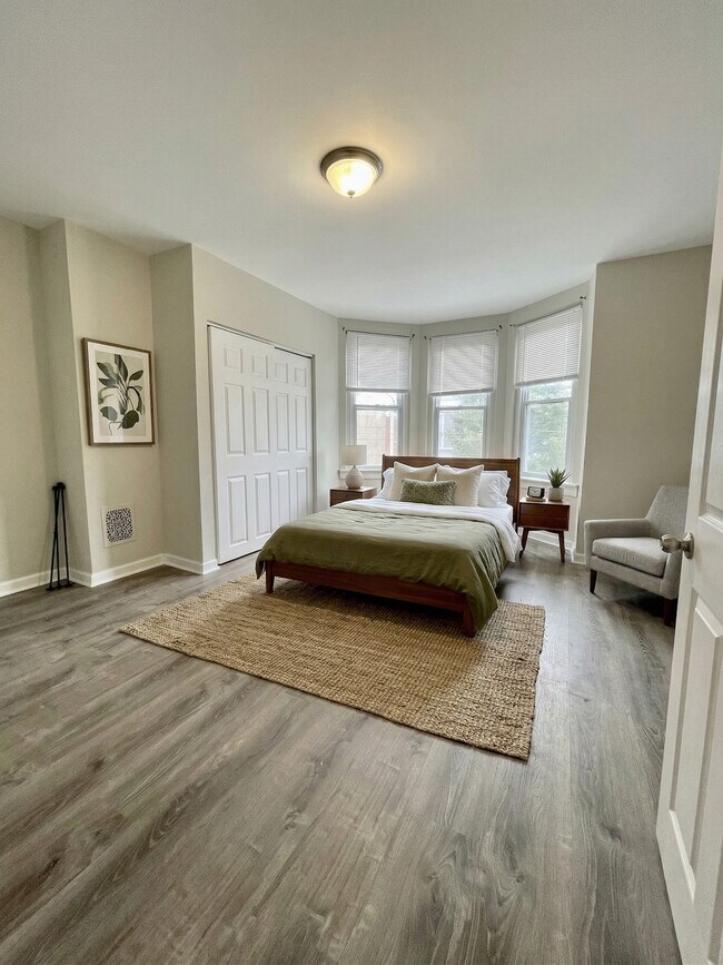 Building Photo - 2544 N Napa St