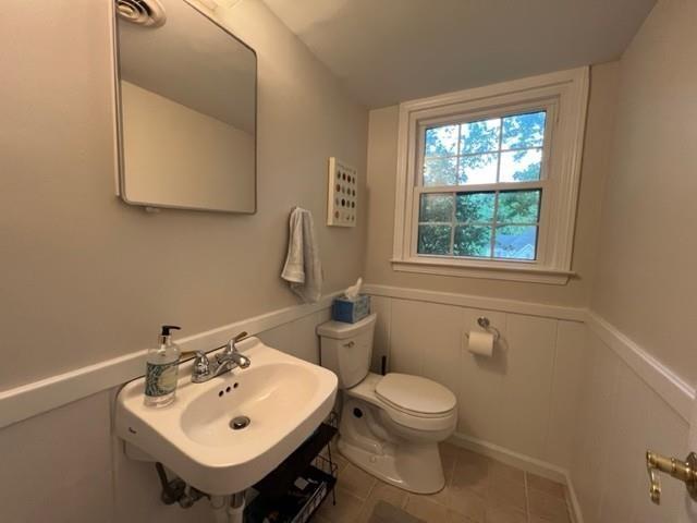 Building Photo - 4173 Oak Forest Dr NE