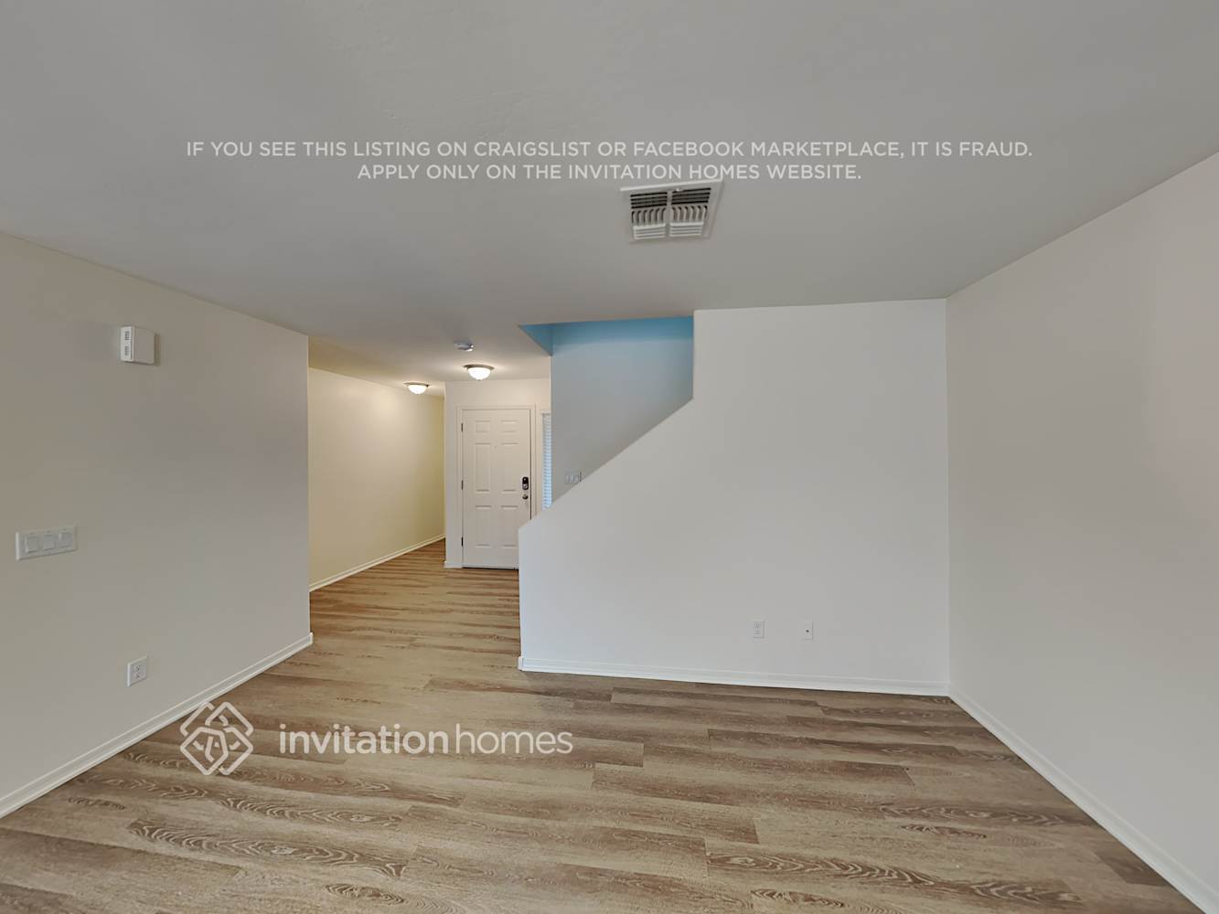 Building Photo - 1273 E Anastasia St