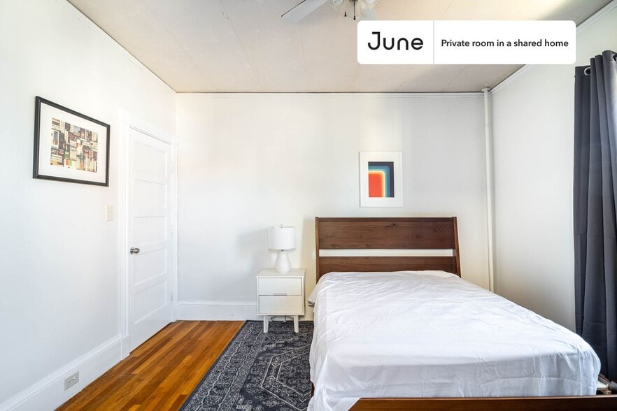 Building Photo - Room in Shared 7 bed/2 bath home in Brighton