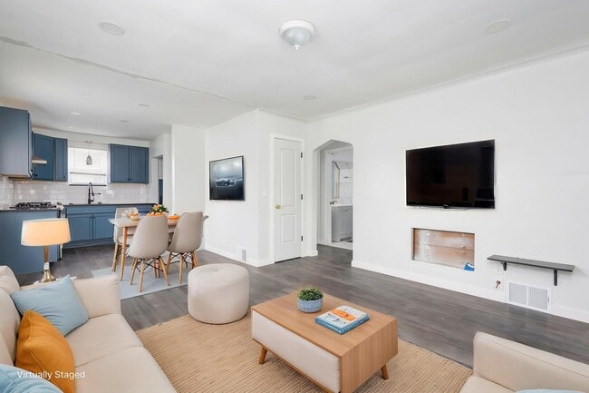 Building Photo - 12026 Wayburn St