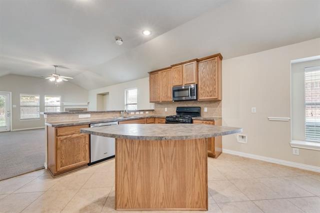 Building Photo - 5036 Birchwood Dr