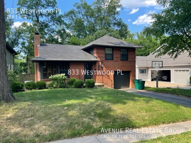 Building Photo - 833 Westwood Pl