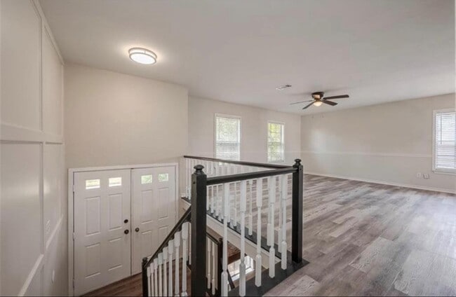 Building Photo - 5831 Caldicote St