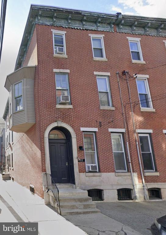 Building Photo - 717 N 16th St