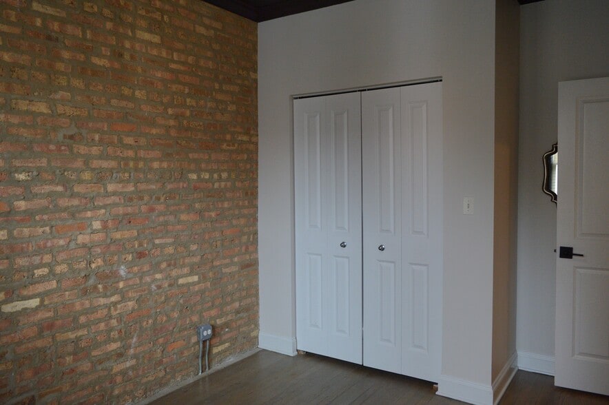 Second bedroom - 1647 W Pratt Blvd
